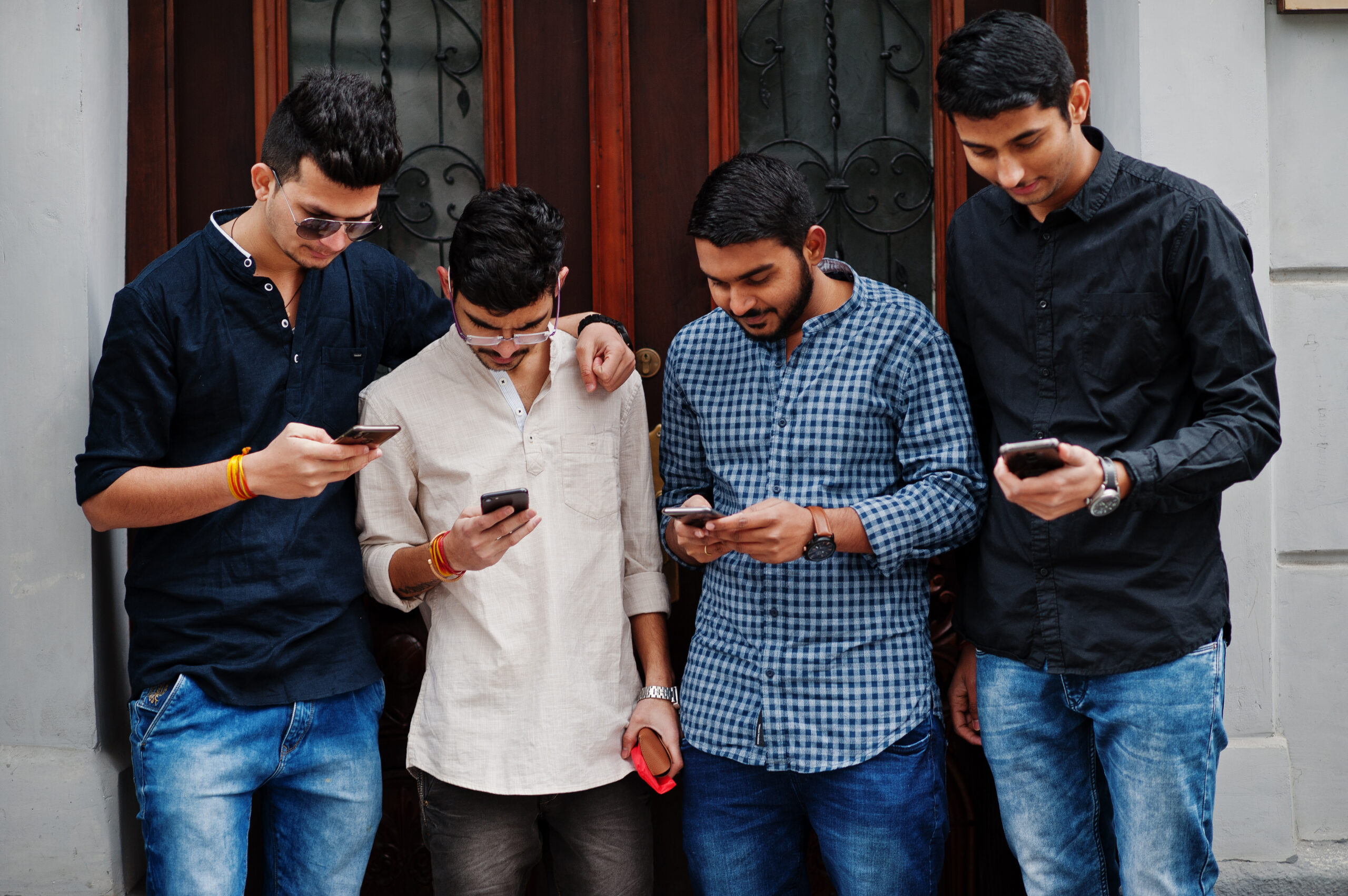 Best Smartphones Under ₹30,000 in India